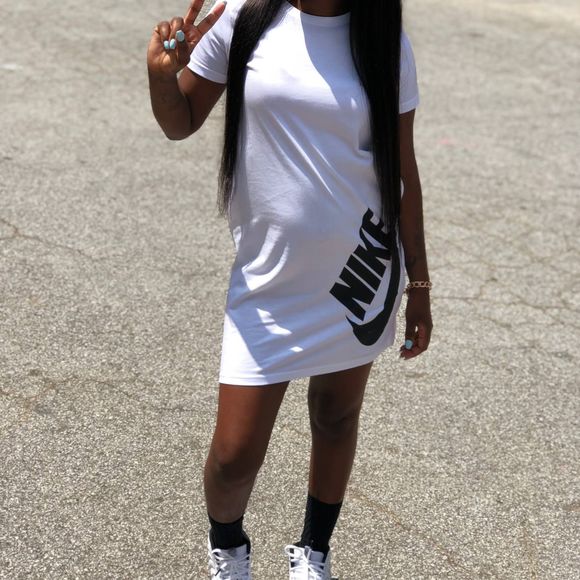 Meet your Posher, Jessica - Picture 1 of 1